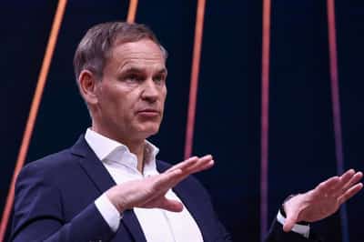 Image for Volkswagen CEO fears for Middle East demand in premium segment