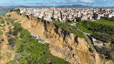 Image for Landslide leaves Sicilian town teetering on cliff edge