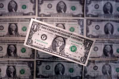 Image for US dollar hits two-week high, pound slumps after BoE holds rates