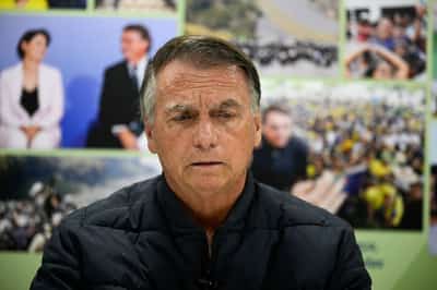 Image for Exclusive-Defiant Bolsonaro says he is the one to stop Lula, China and Trump tariffs