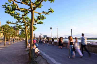 Image for Germany granted citizenship to a record number of people in 2024, led by Syrians