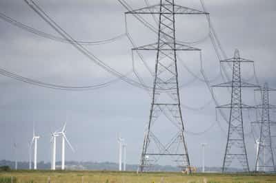 Image for UK to fast-track grid connection of clean energy projects