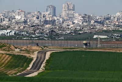 Image for Exclusive-Donors reluctant to fund US-led Gaza plan as Hamas disarmament push stalls, sources say