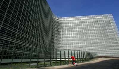 Image for Exclusive-Big Tech spared strict rules in EU digital regulations overhaul, sources say