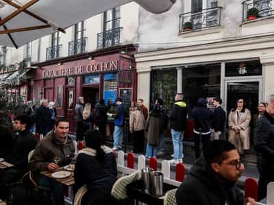 Image for French economic activity contracted at fastest pace in 14 months, survey shows