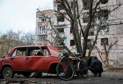 Image for Russia is ready to resume talks with Ukraine in Istanbul, foreign ministry official says