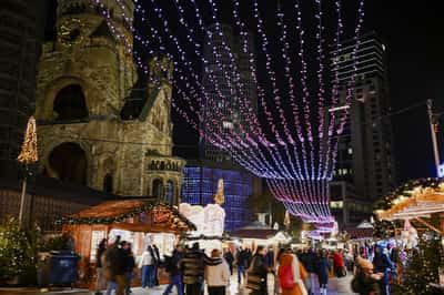 Image for Germany's Christmas markets grapple with soaring security costs