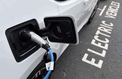 Image for Britain offers discounts on electric cars to boost demand