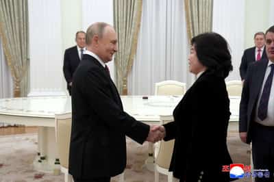 Image for Putin and North Korea's foreign minister discuss strengthening ties, KCNA says