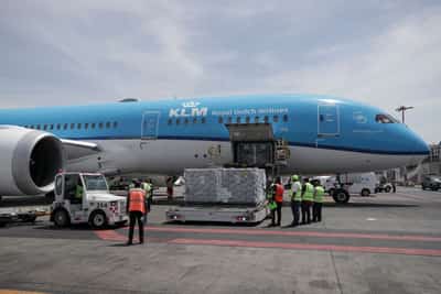 Image for KLM makes wages proposals after ground crews threaten to strike