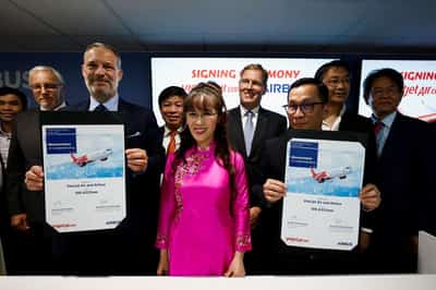 Image for Airbus seals VietJet deal as hopes rise at air show for tariff rollback