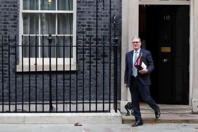 Image for UK lobbying Poland to buy Swedish submarines, sources say