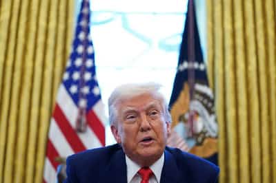 Image for Trump urges Iran to make a deal after Israeli attacks