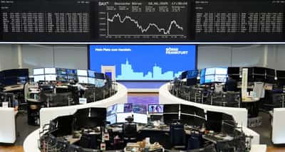 Image for European shares dive as Mideast tensions, US involvement fears weigh