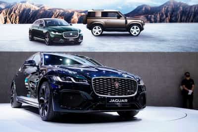 Image for Carmaker JLR's quarterly sales drop 11% after US exports halt, Jaguar wind-down