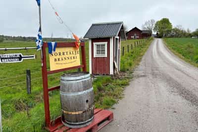 Image for Sweden eases alcohol monopoly one bottle at a time