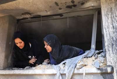 Image for US-backed Gaza group suspends aid for a day over threats, Hamas vows to protect UN aid