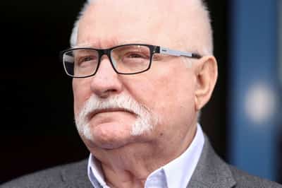 Image for Polish Cold War hero Walesa writes to Trump expressing 'horror' at Zelenskiy spat