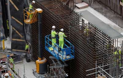 Image for UK launches drive to meet growing demand for clean energy workers