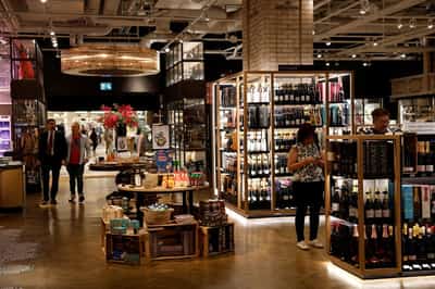 Image for Spain October retail sales rise 3.8% y/y